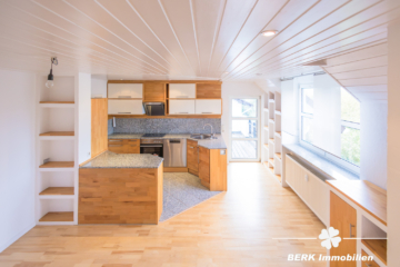 BERK Immobilien – Traumhafte 5-Zimmer Maisonette Wohnung in bevorzugter Lage von Schaafheim/ Radheim - Küche (111710)