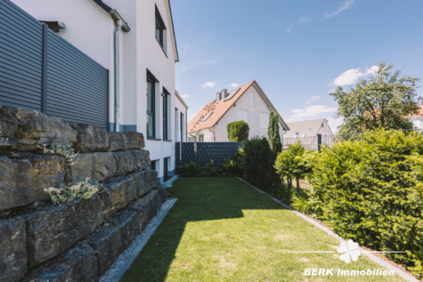 BERK Immobilien – Moderne Doppelhaushälfte mit hochwertiger Ausstattung in ruhiger Bestlage von Haibach-Grünmorsbach - Garten (125486)
