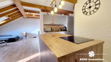 BERK Immobilien – Ihre erste Kapitalanlage – renovierte Dachgeschosswohnung - Küche (105197)