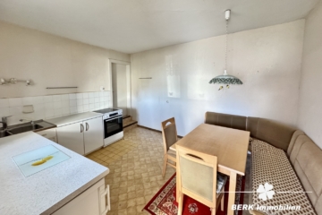 BERK Immobilien – Ländliches Anwesen mit Scheune, Garagen und viel Potenzial in Schippach - Küche (117429)