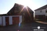 Ansicht Garage - BERK Immobilien – Ländliches Anwesen mit Scheune, Garagen und viel Potenzial in Schippach
