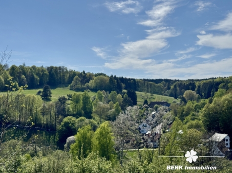 RESERVIERT – BERK Immobilien – Charmantes Einfamilienhaus in idyllischer Hanglage von Rothenbuch - Ausblick (117675)