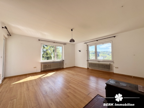 RESERVIERT – BERK Immobilien – Charmantes Einfamilienhaus in idyllischer Hanglage von Rothenbuch - Schlafen 1 (117664)