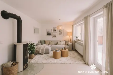 BERK Immobilien – Maisonettewohnung zentral gelegen mit besonderer Privatsphäre und Blick ins Grüne - KI Beispielbild (131087)