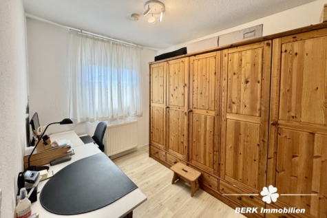 BERK Immobilien – Ferienhaus mit Wintergarten & tollem Ausblick - Kinderzimmer/Büro (119008)
