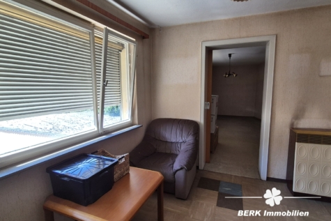BERK Immobilien – Charmantes Einfamilienhaus mit Potenzial im Herzen von Stockstadt - Büro DG (115395)