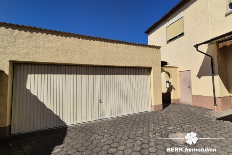BERK Immobilien – Charmantes Einfamilienhaus mit Potenzial im Herzen von Stockstadt - Garage (115397)
