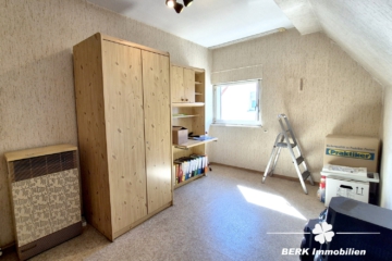 BERK Immobilien – Charmantes Einfamilienhaus mit Potenzial im Herzen von Stockstadt - Kinderzimmer I DG (106178)