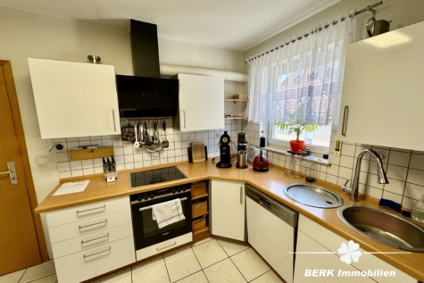 RESERVIERT – BERK Immobilien – großzügige Eigentumswohnung in zentraler Lage von Walldürn - Küche (118366)