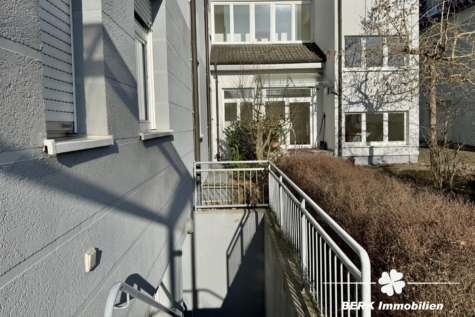 RESERVIERT – BERK Immobilien – großzügige Eigentumswohnung in zentraler Lage von Walldürn - Abgang Fahrradkeller (118380)