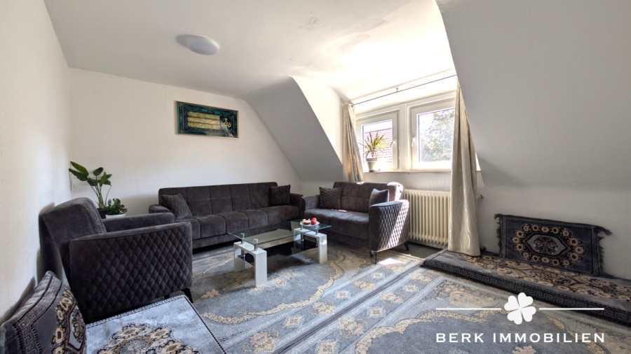 Wohnzimmer DG