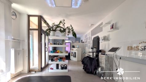 BERK Immobilien – Modernisiertes Wohn- und Geschäftshaus mit Mieteinnahmen und Entwicklungspotenzial - Gewerbe EG (126914)