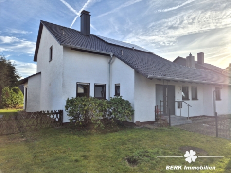 *VERKAUFT* BERK Immobilien – großzügiges Einfamilienhaus in bevorzugter Lage von Stockstadt - Zugang Garten (118782)