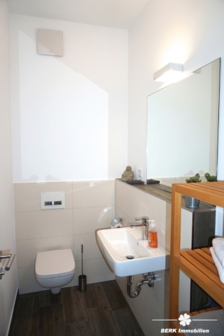BERK Immobilien – Singlewohnung mit Balkon in ruhiger Innenstadtlage - Gäste WC (122922)