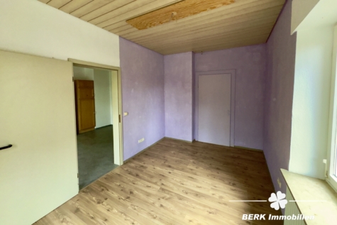 RESERVIERT – BERK Immobilien – Jugendstil Villa im Herzen von Bürgstadt – Wohnen und Arbeiten unter einem Dach - Zimmer EG (115128)