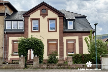 BERK Immobilien – Jugendstil Villa im Herzen von Bürgstadt – Wohnen und Arbeiten unter einem Dach - Außenansicht (104540)