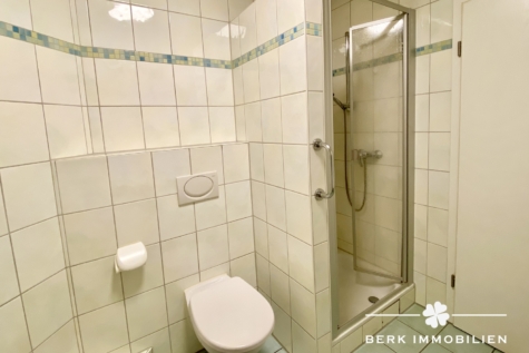 BERK Immobilien – Moderne großzügige 3-Zimmer-ETW in gefragter Lage von Seligenstadt - Badezimmer (2) (126225)