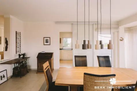 BERK Immobilien – Exklusives Penthouse mit Aufzugzugang, großzügiger Terrasse und Odenwaldblick - Essbereich (131680)