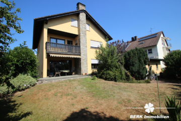BERK Immobilien – Charmantes Einfamilienhaus mit Doppelgarage und großem Grundstück in Mainaschaff - Titelbild (111739)