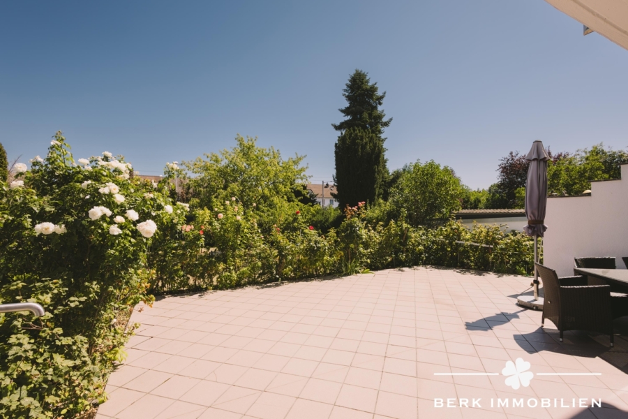 EG - Terrasse 1/2
