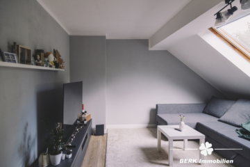 BERK Immobilien – charmante Stilaltbau-Villa mit 3,5 Einheiten in top Lage von HU, direkt an der Kinzig - Wohnbereich DG (107313)