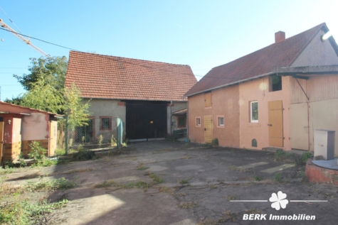 BERK Immobilien – bebautes Bauträgergrundstück + Gartengrundstück in begehrter Main-Lage - Nebengebäude (116093)