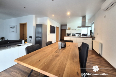 *VERKAUFT* BERK Immobilien – bezugsfertige 3-Zimmer-Wohnung mit privaten, wohnungseigenen Kellerräumen - offener Ess-Wohnbereich (118245)