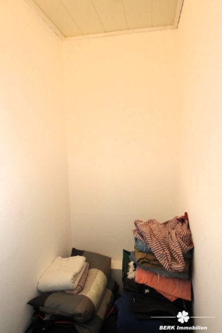 BERK Immobilien – Solide Kapitalanlage in naturnaher Lage – vermietete Eigentumswohnung mit Balkon - Abstellraum (125105)
