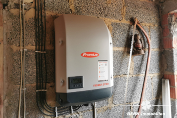 BERK Immobilien – MFH, Mehrgenerationenhaus, Anlageobjekt – Gelegenheit in Eschau mit drei Wohnungen - BERK Immobilien - Photovoltaik (104953)