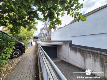 *VERKAUFT* BERK Immobilien – modern, lichtdurchflutet und zentral: 3-Zimmer-Wohnung in Goldbach - Einfahrt TG (106492)