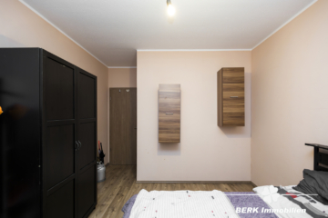 BERK Immobilien – Freistehendes Einfamilienhaus mit Wallbox, PV und gepflegtem Zustand - Arbeiten (111646)