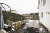 Terrasse - BERK Immobilien – Freistehendes Einfamilienhaus mit Wallbox, PV und gepflegtem Zustand
