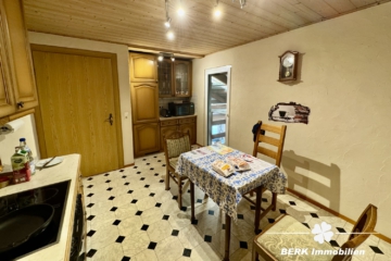 BERK Immobilien – Gepflegtes Einfamilienhaus mit Charme in Mudau-Reisenbach zu verkaufen - Küche EG (104371)