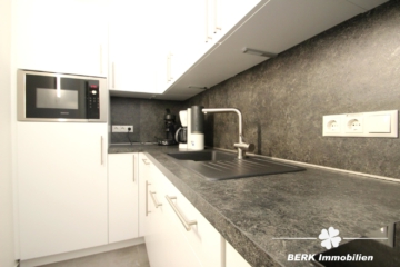 BERK Immobilien – Günstige Gelegenheit! Produktions- Lager- und Büroflächen auf insgesamt ca. 2225m² - Küche Bürotrakt (104179)