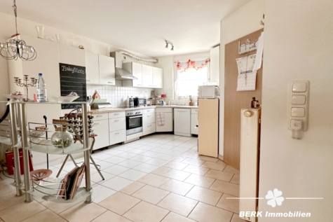 *RESERVIERT* BERK Immobilien – gemütliches Reihenmittelhaus in Hasselroth - Küche (115923)