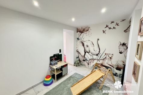 BERK Immobilien – Wohnen mit Stil – EFH mit Mainblick & Terrasse in Stadtprozelten - Spielecke EG (118753)