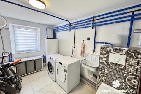 BERK Immobilien – Wohnen mit Stil – EFH mit Mainblick & Terrasse in Stadtprozelten - Heiz- Waschraum/WC (118752)