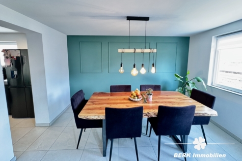 BERK Immobilien – Wohnen mit Stil – EFH mit Mainblick & Terrasse in Stadtprozelten - Esszimmer OG (118767)