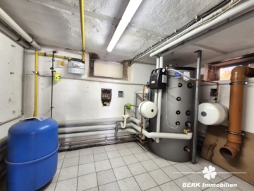 BERK Immobilien – top Wohnlage in Alzenau: Ein- bis Zweifamilienhaus mit Erweiterungspotential & Nebengebäuden - Heizungskeller (106242)