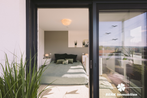 BERK Immobilien – Penthouse mit Weitblick und umlaufendem Balkon in Aschaffenburg - Balkon (128990)